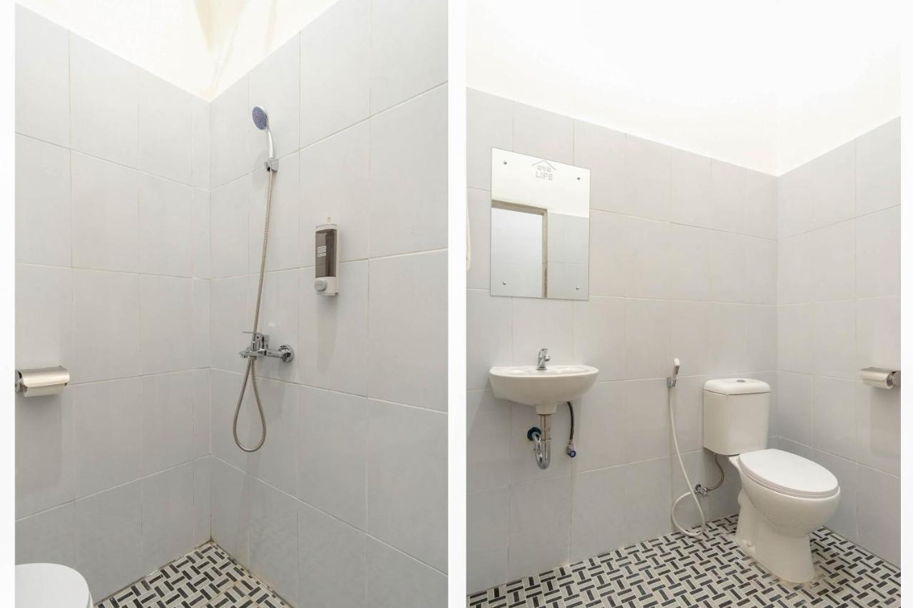 Oyo Living 2843 Raz House Syariah Otel Medan Dış mekan fotoğraf